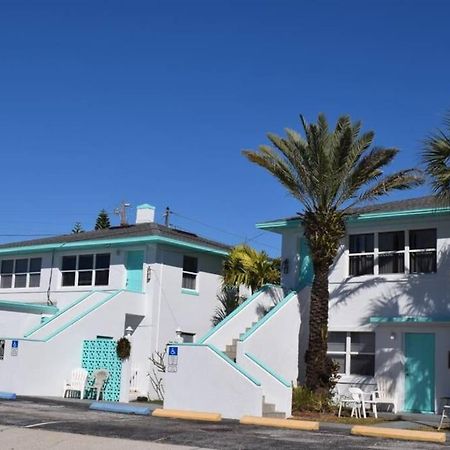 Renovate Large Studio 21-Directly Across Beach St. Pete Beach Exterior foto